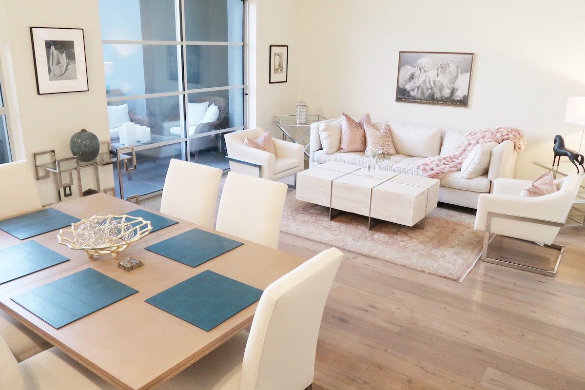 Santana Row 1,500 Sqft Loft 2 Bedroom with Patio gallery image 2