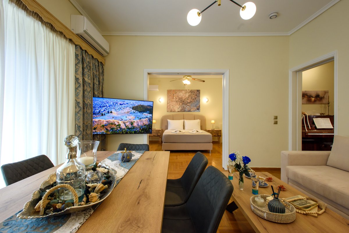 Blue Ark Acropolis Signature