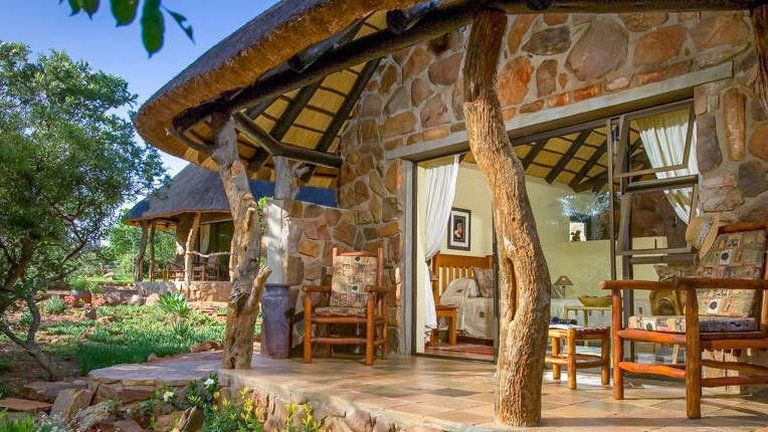 Iketla Lodge Small Family Chalet