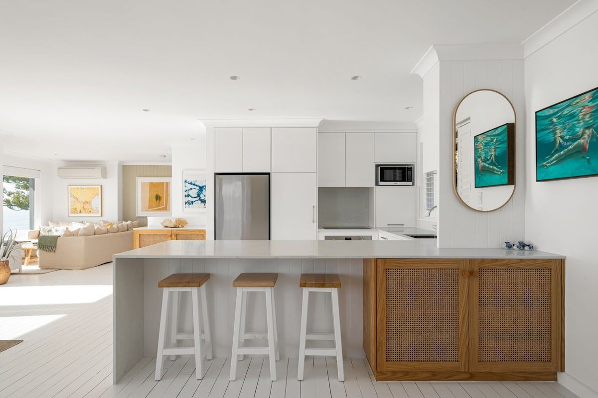 Bungan Beachscape by Palm Beach Holiday Rentals gallery image 3