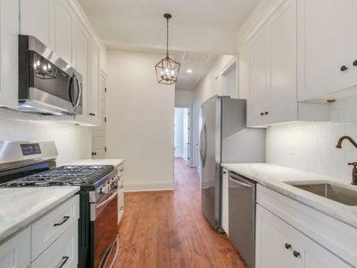 New Orleans Chic Oasis for 14, Near St. Charles