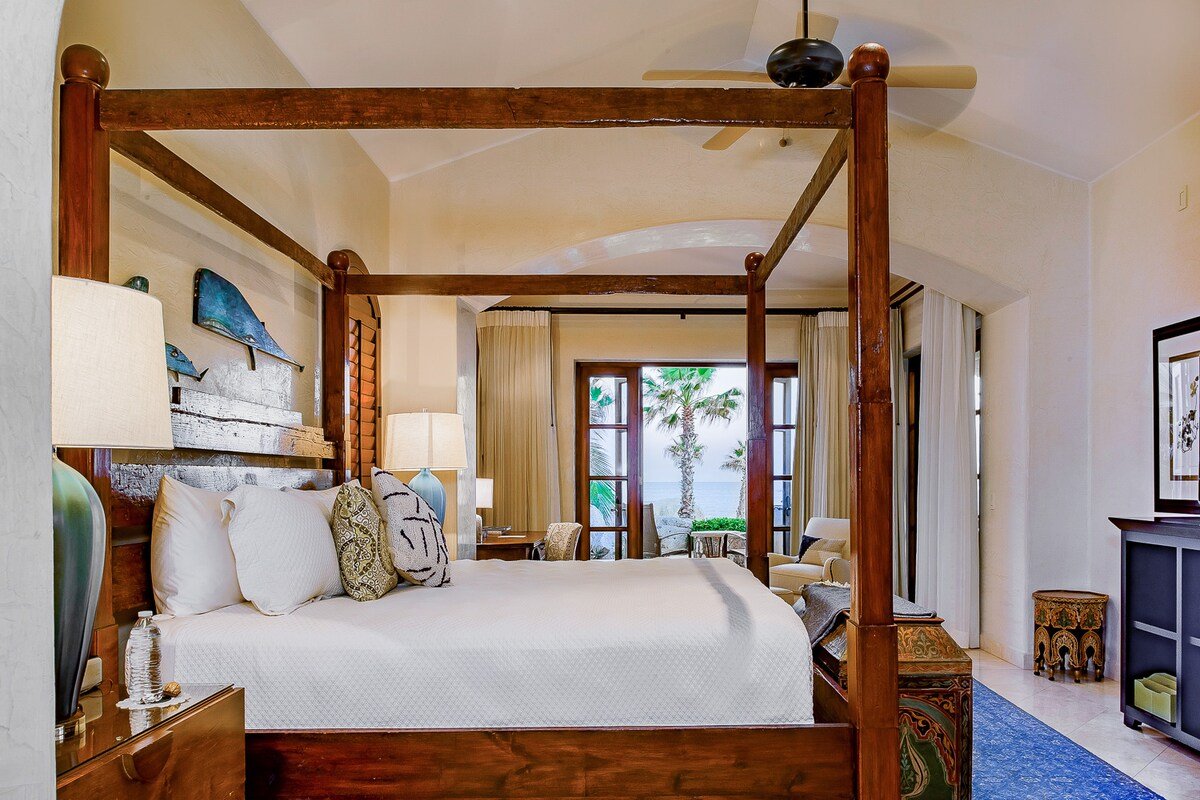 Las Arenas 104 gallery image 2