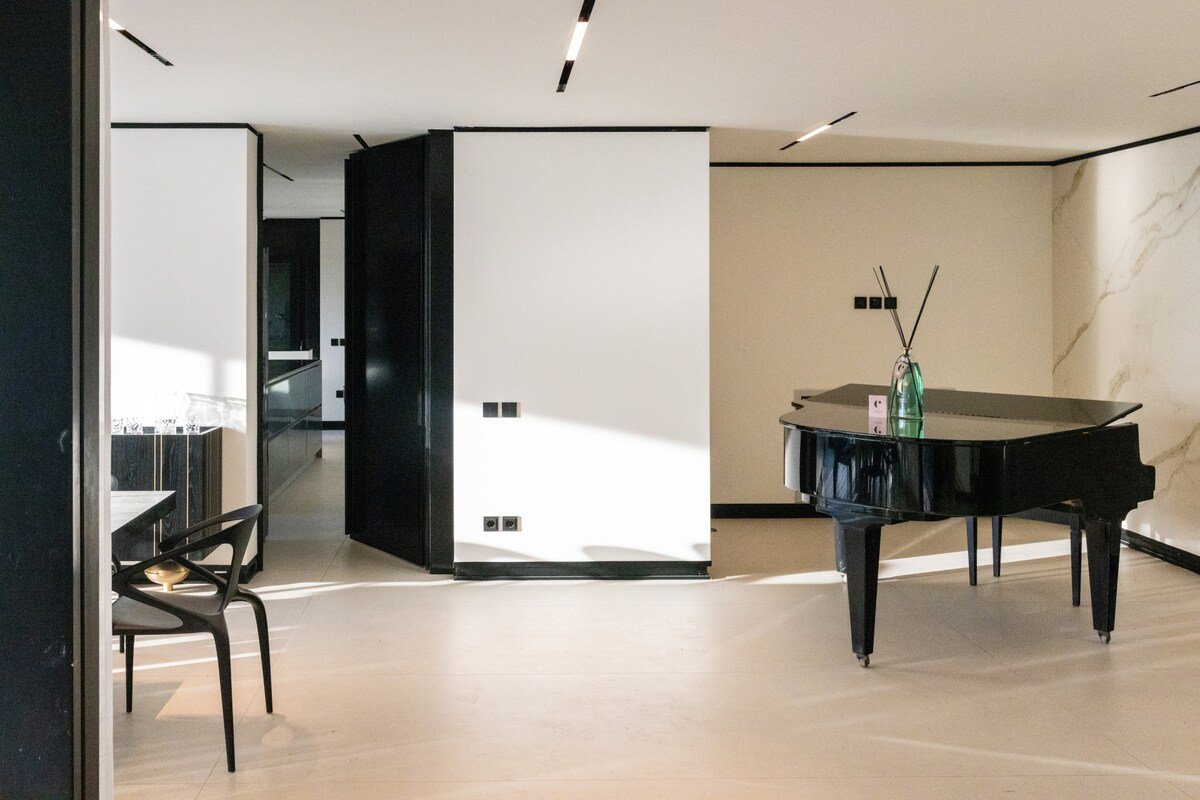 Extreme Luxury Villa with Private Pool SPA and Gym gallery image 4