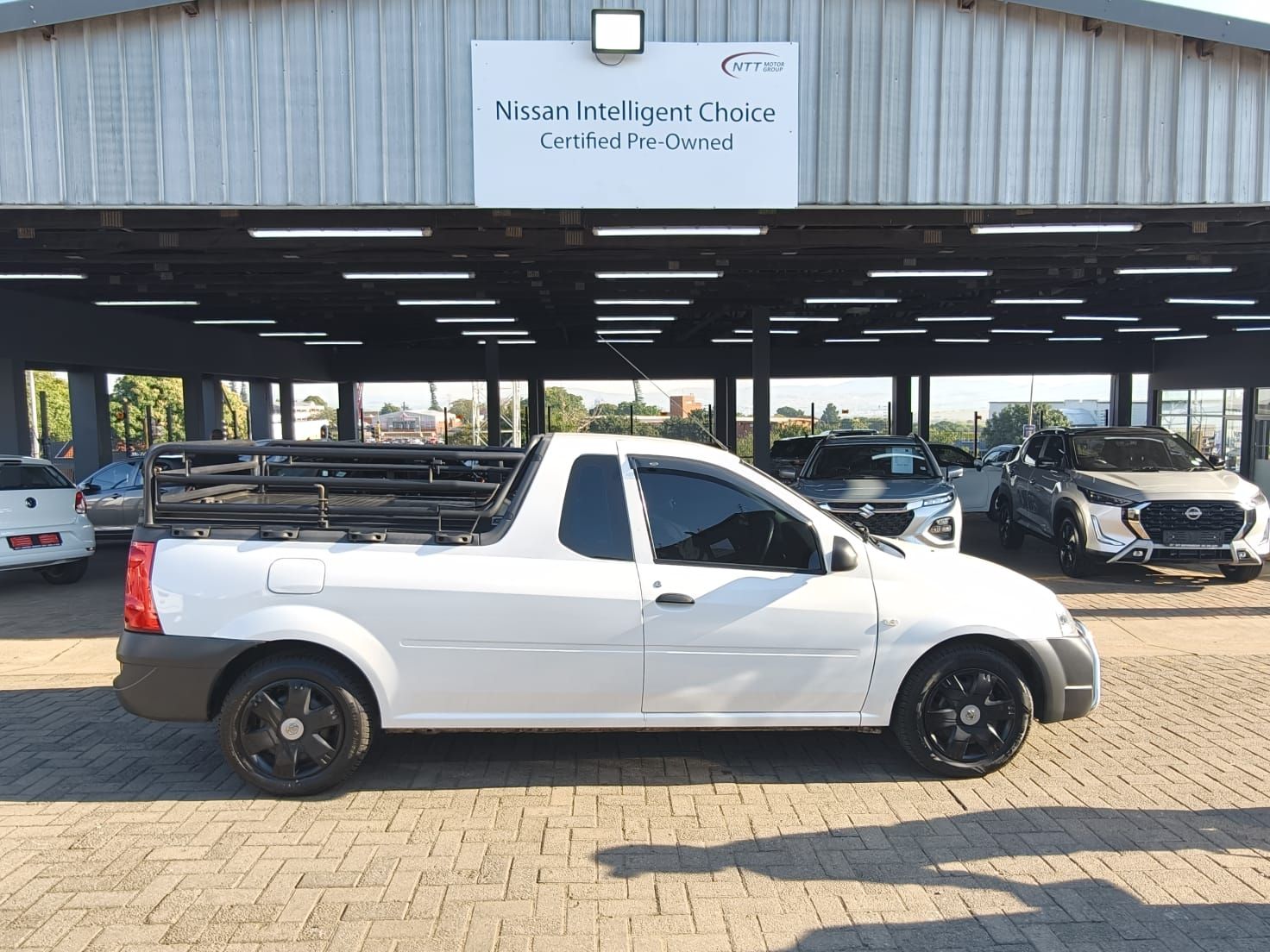 Used car gallery