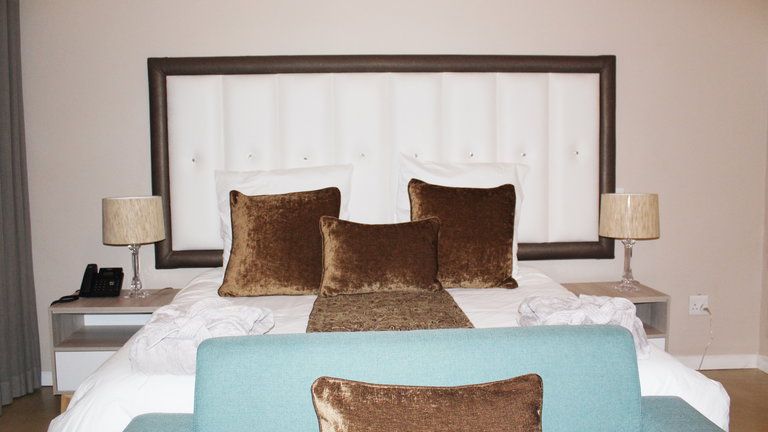 Mount Shekinah Country Hotel Tau Suite