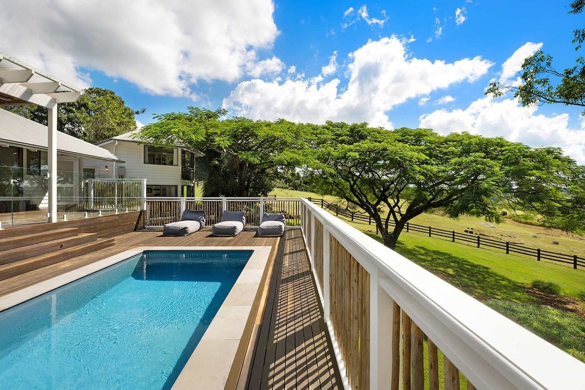 *NEW* Three Meadows House & Function Space gallery image 4