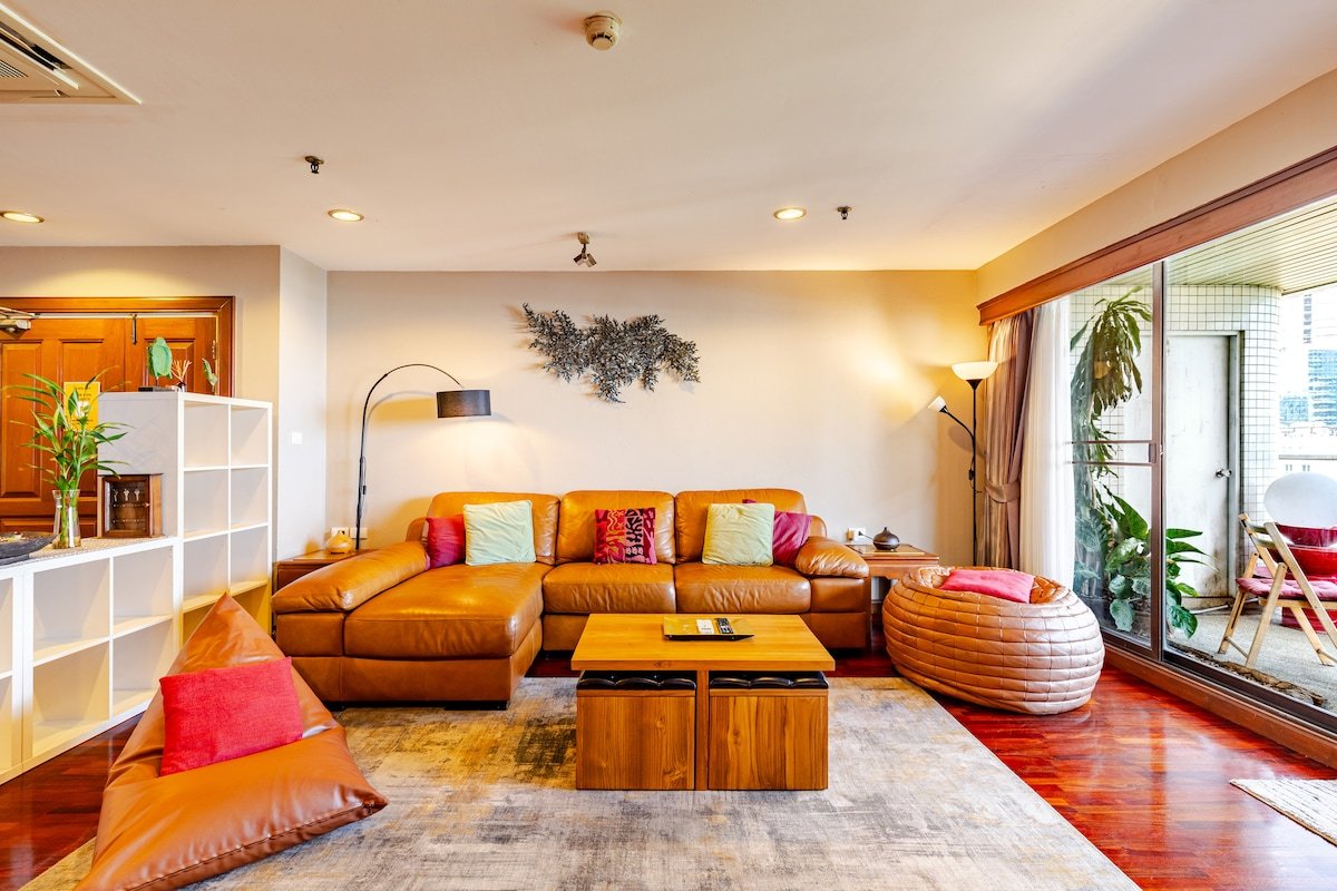 SPACIOUS 3BR APT in the Heart of Bangkok! gallery image 2