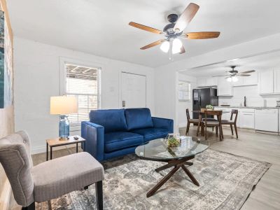 Spacious TCU 2 Living Rooms, 4BD