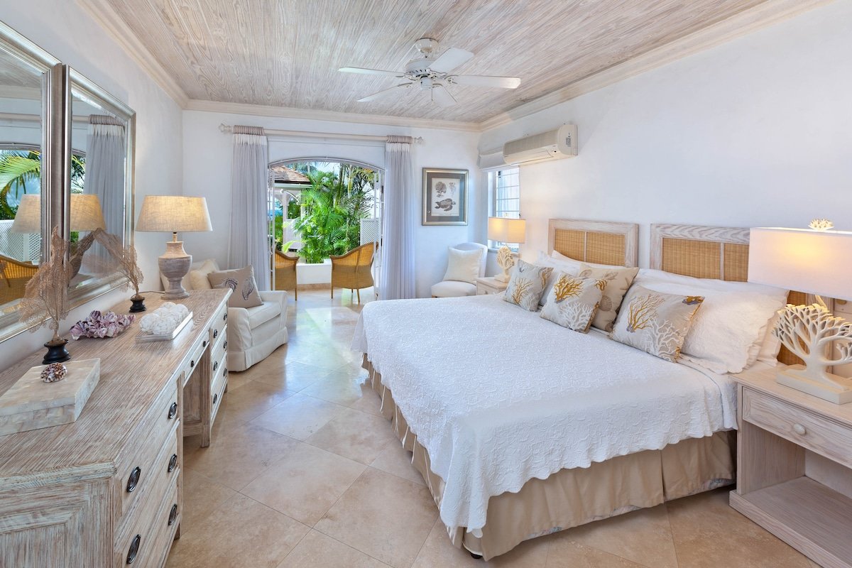 Ixoria gallery image 4