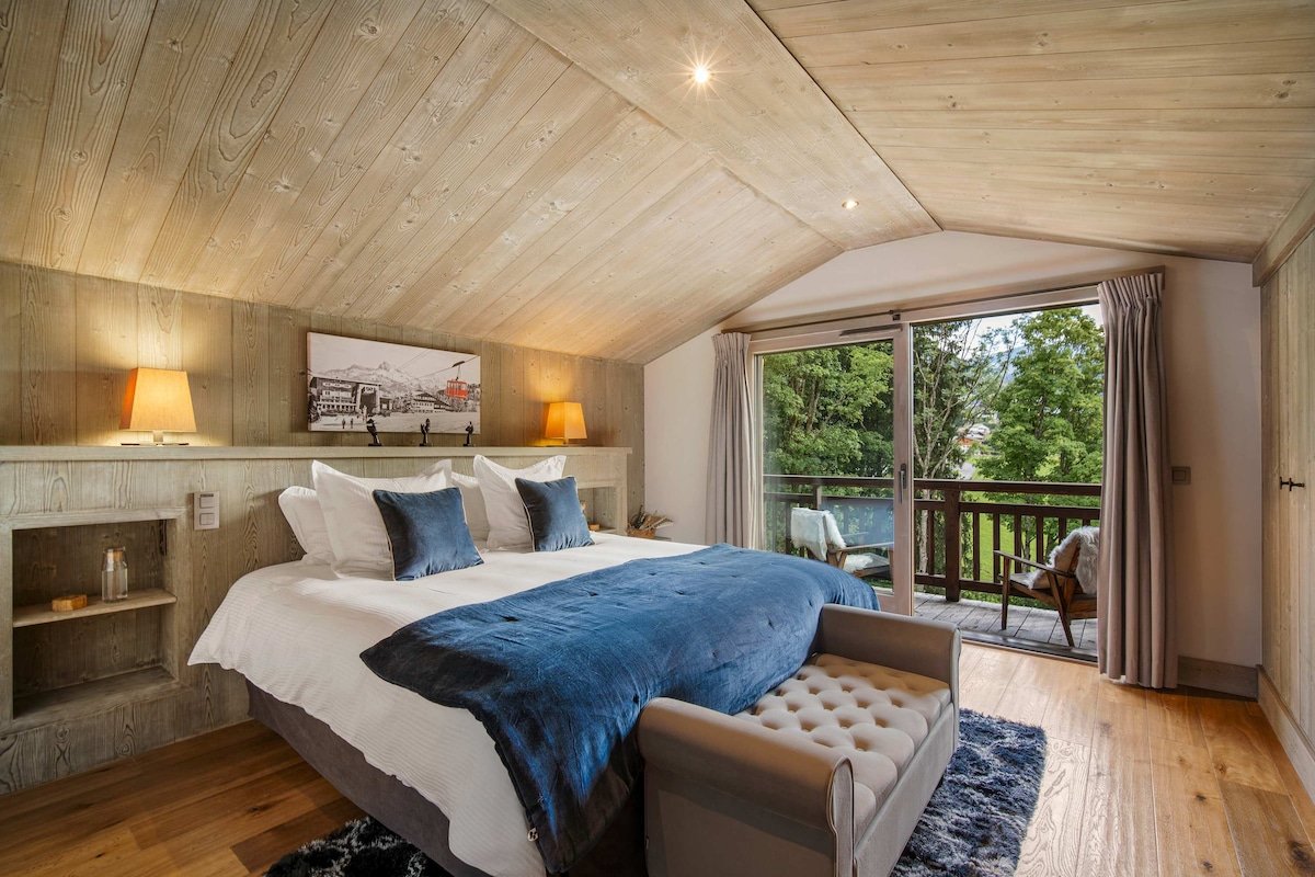 Luxury Chalet with hammam and Cinema in Megève gallery image 2