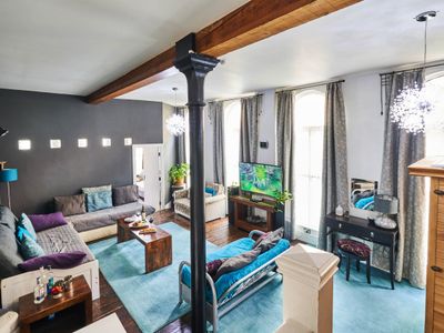 Luxury City Centre 3BR Family Friendly With Sauna