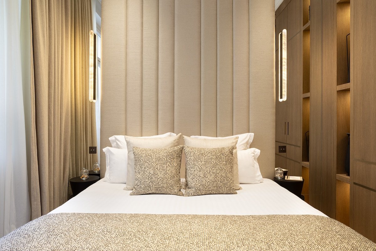 The Lander – Serviced 3-BR/3BA – Triangle d’Or gallery image 4