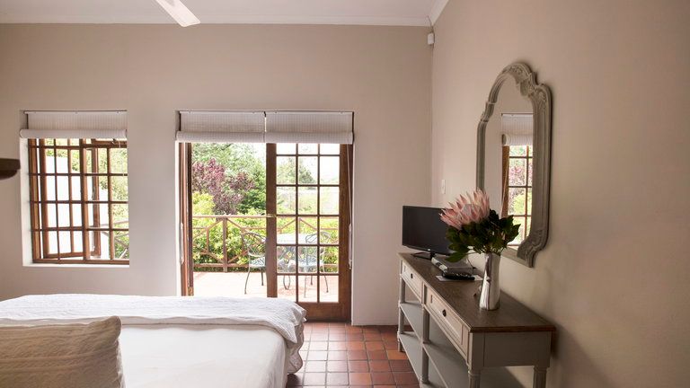 Klein Waterval Riverside Lodge Twin Room