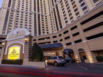 Marriott Grand Chateau | Three 2BR/2BA Villas