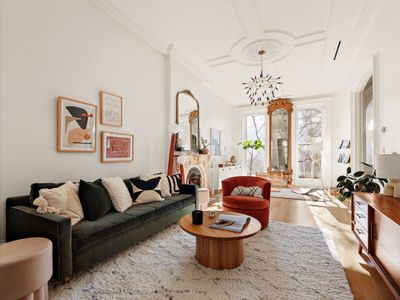 3000SF Mint Park Slope 5BR w/ deck & yard