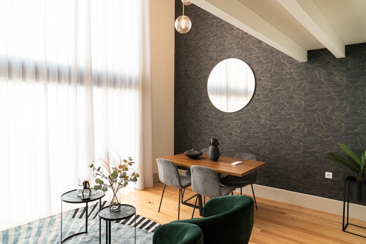 Shiny Porto gallery image 3