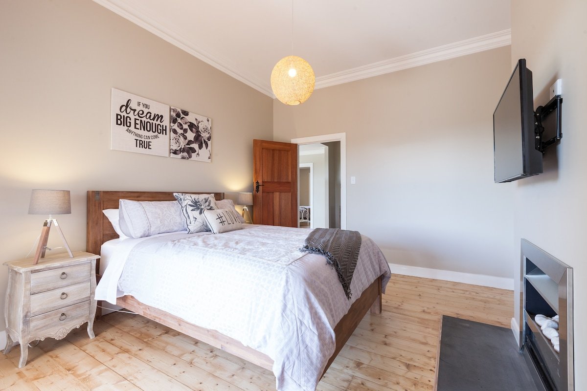 The Strawberry Farm Retreat gallery image 5