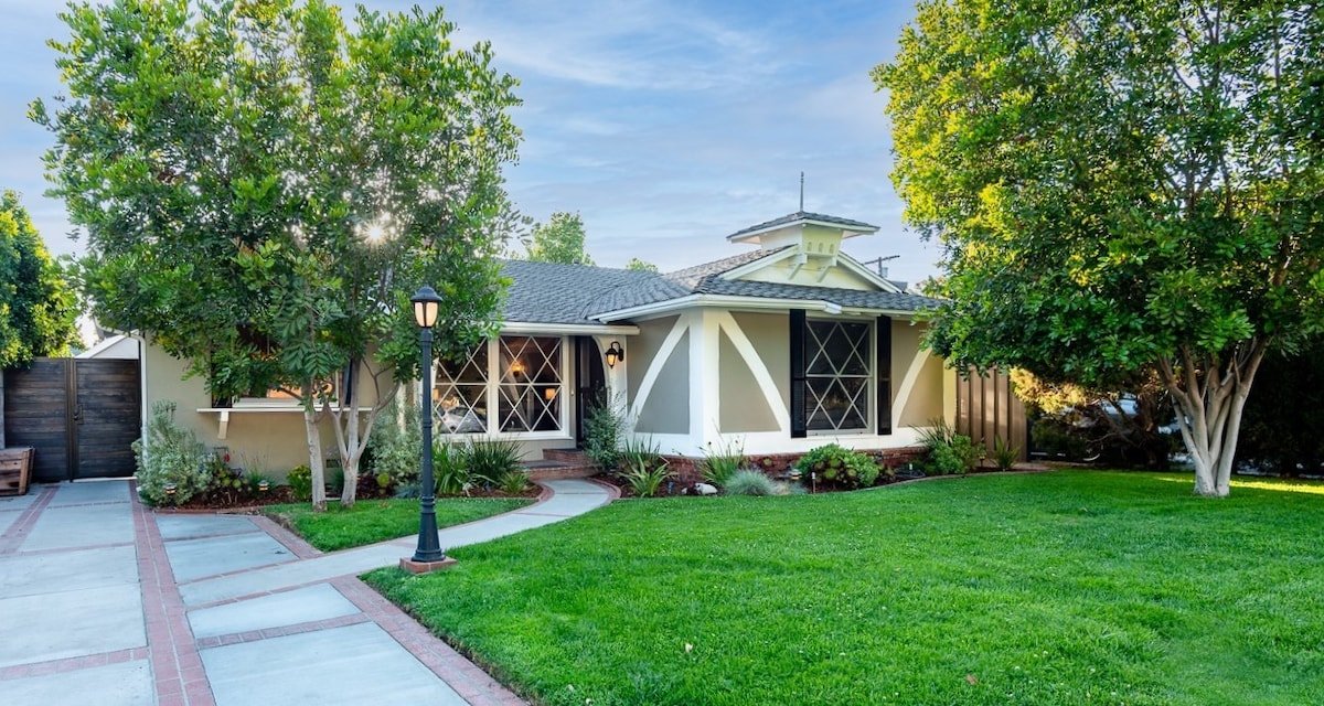 PICTURE PERFECT minutes to UNIVERSAL & HOLLYWOOD gallery image 3