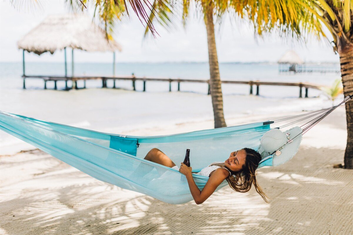 Belize’s Premier Beach House, The Golden Spot gallery image 4