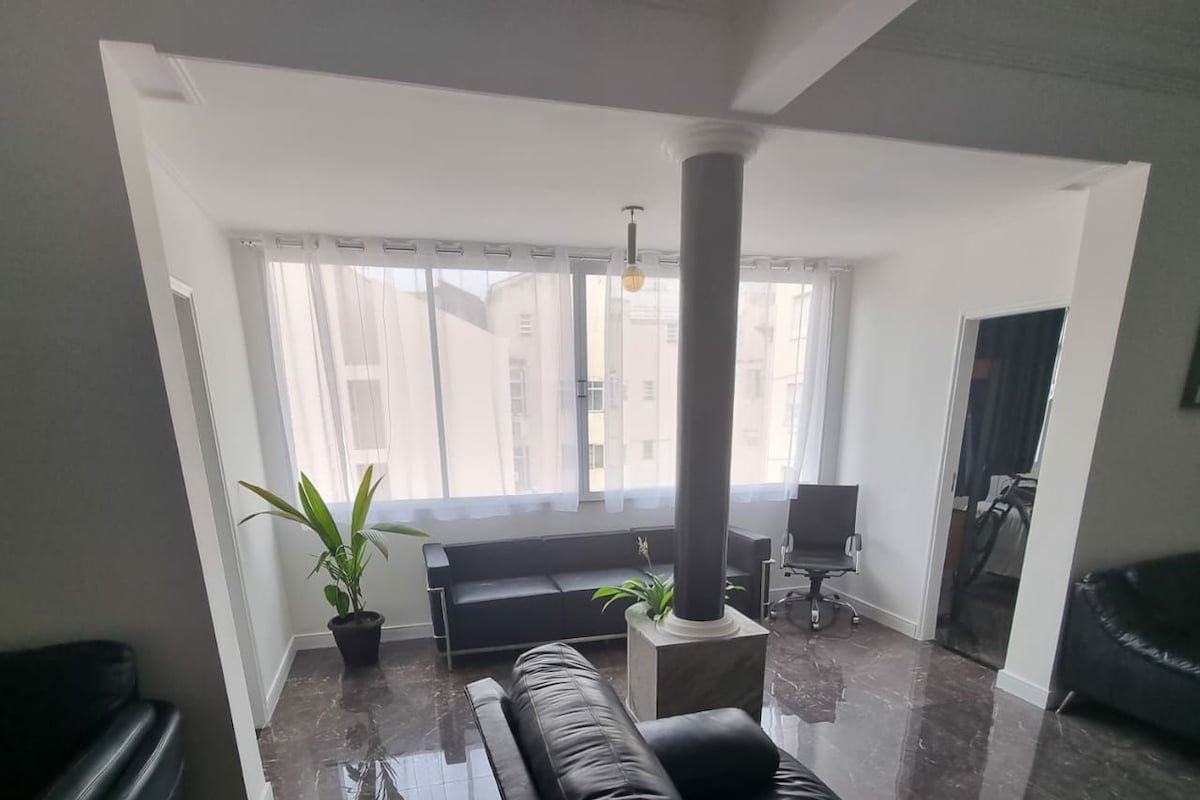 Confortavel e luxuoso apartamento de 4 quartos. gallery image 4