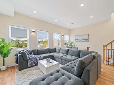 Sky High Retreat near NYC W/Rooftop!