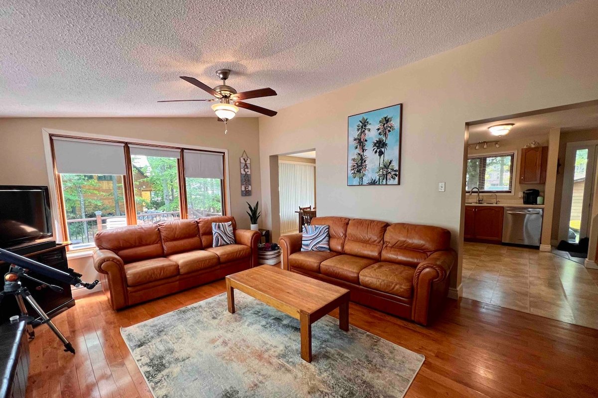 Cozy Cabin – 30 minutes from Ottawa gallery image 4