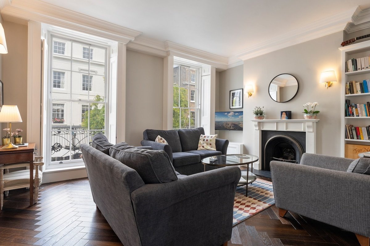Stylish 2 bed Belgravia flat in Elizabeth Street gallery image 4