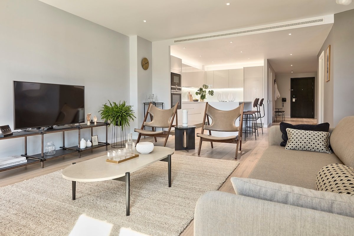 Premium 3 bedroom Apartment – Camden 2 gallery image 2