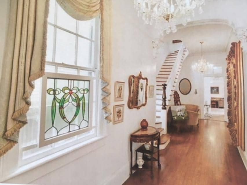 1868 Grand Mansion next to Garden District gallery image 3