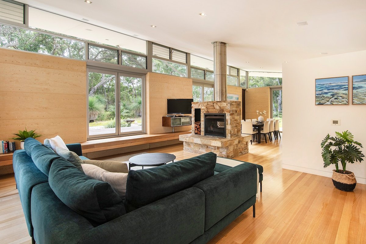 Selador- Couples Bush Retreat & Close To Town gallery image 2