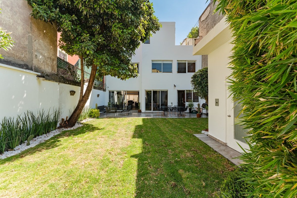 VH Polanco spacious & beautiful house w/garden l18 gallery image 2