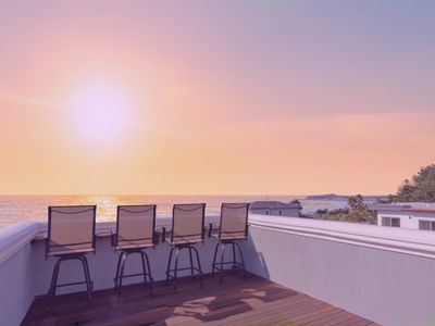 Ocean Views, Steps 2 Beach, Hot Tub, BBQ, Fire Pit