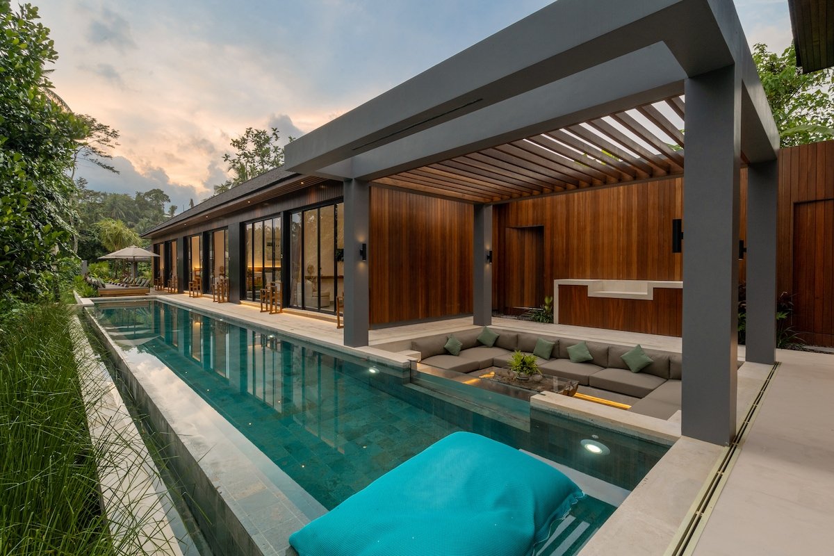 Dada : 6 BR Villa w/ Jacuzzi, Gym, & Jungle View