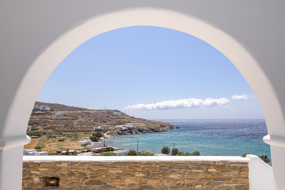 Villa Tanaos in Tinos gallery image 2