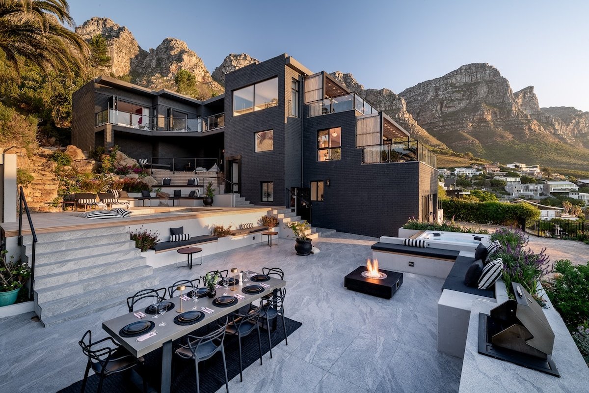 Camps Bay Villa | Ocean Views | Pool, Jacuzzi, Gym gallery image 2