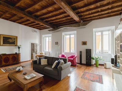 Giusi – Trevi Fountain, Rome