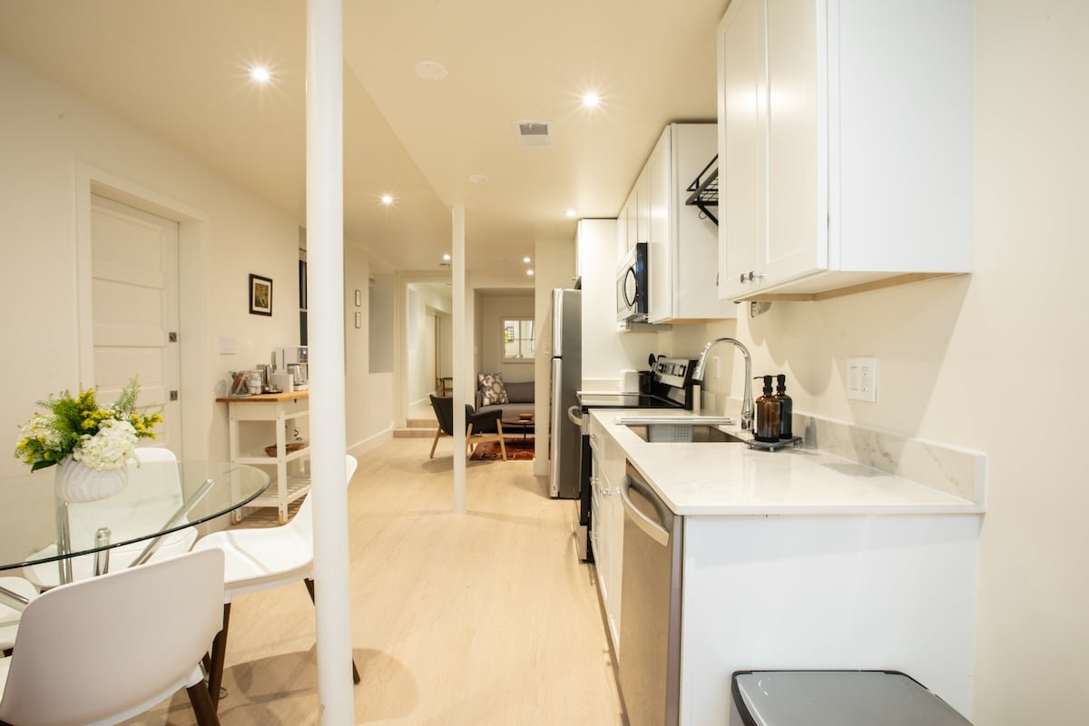 Home away from home in the heart of DC gallery image 4