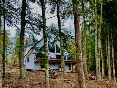 Cozy Lakeside Retreat, Hot Tub & Sauna Escape