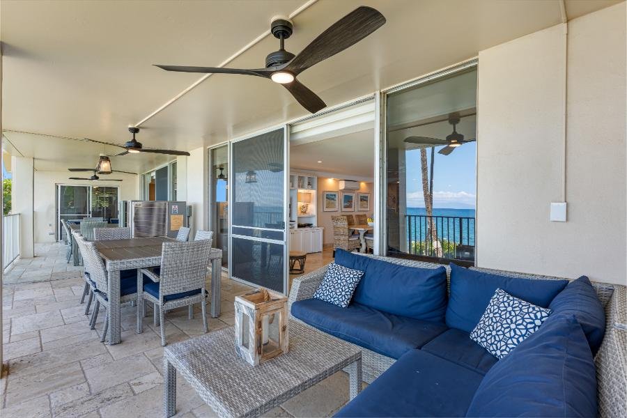Luxury Oceanfront Condo – Royal Mauian #218 gallery image 3
