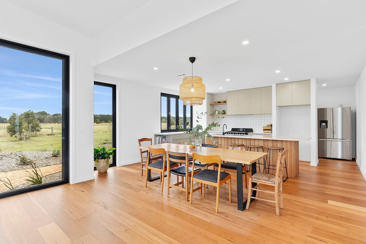 Designer Coastal Home with pool gallery image 5