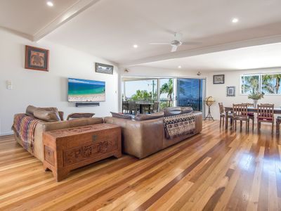 Ocean Breeze – Sunshine Beach Family Home