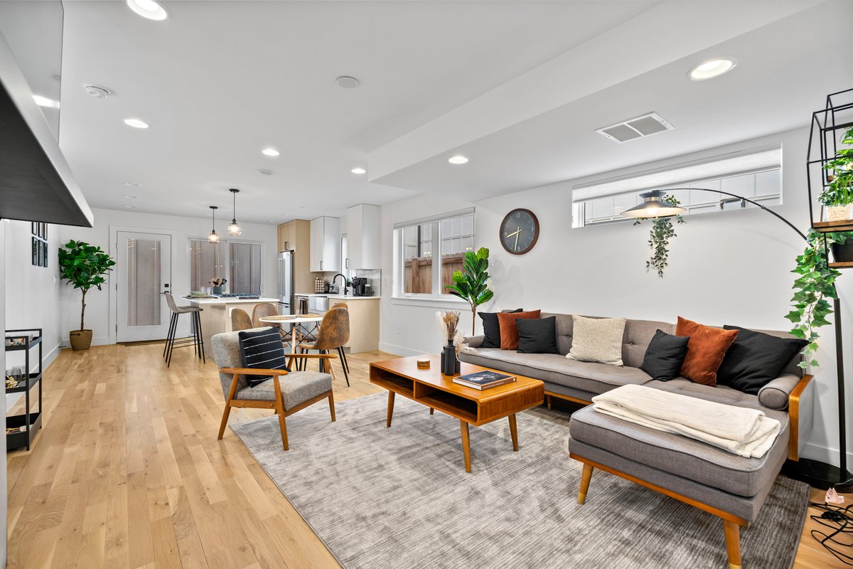 Luxury Townhome in Sloan’s Lake – No Cleaning Fees