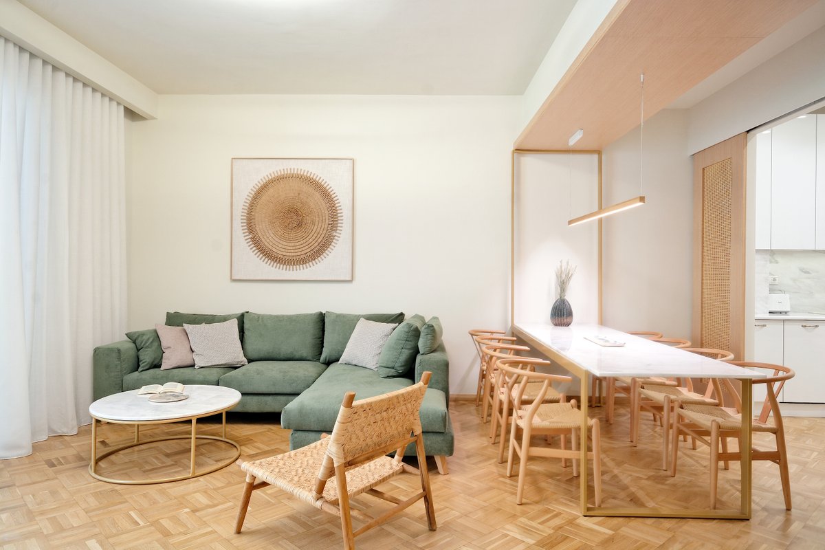 Elegant Apartment in Fancy Kolonaki with Balcony