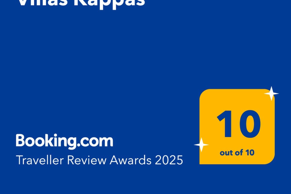 Traditional Family Villa With Infinity Sea View gallery image 5