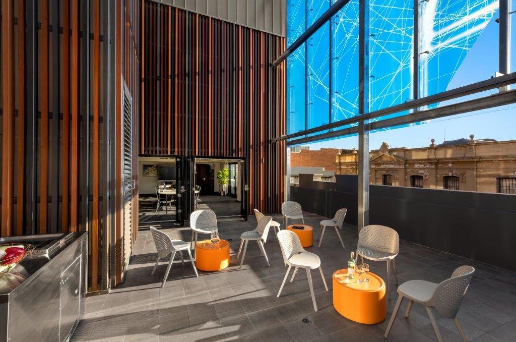 Executive Two Bedroom Apartment with balcony gallery image 4