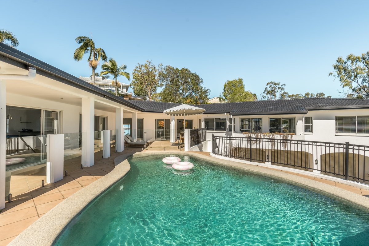 Brisbane River Golf House