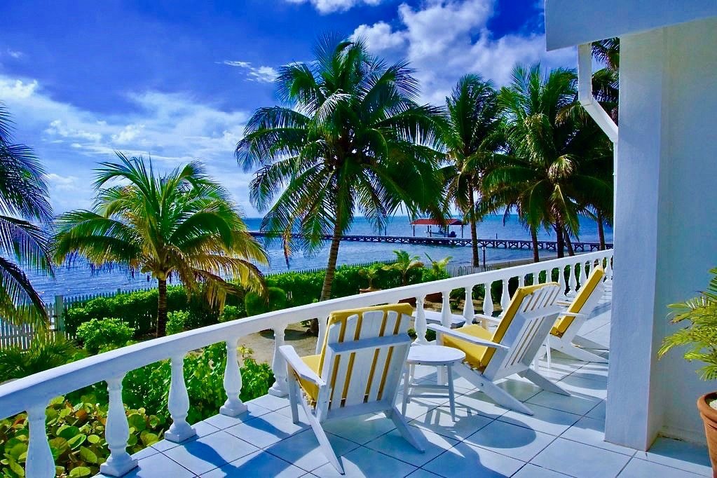 Ocean Front Villa, In Town, Dream Casa Belize gallery image 3