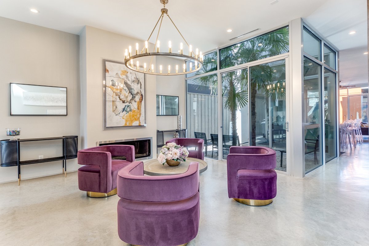 84 Walk Score, 2 Floor Lux Home w Office + Garage