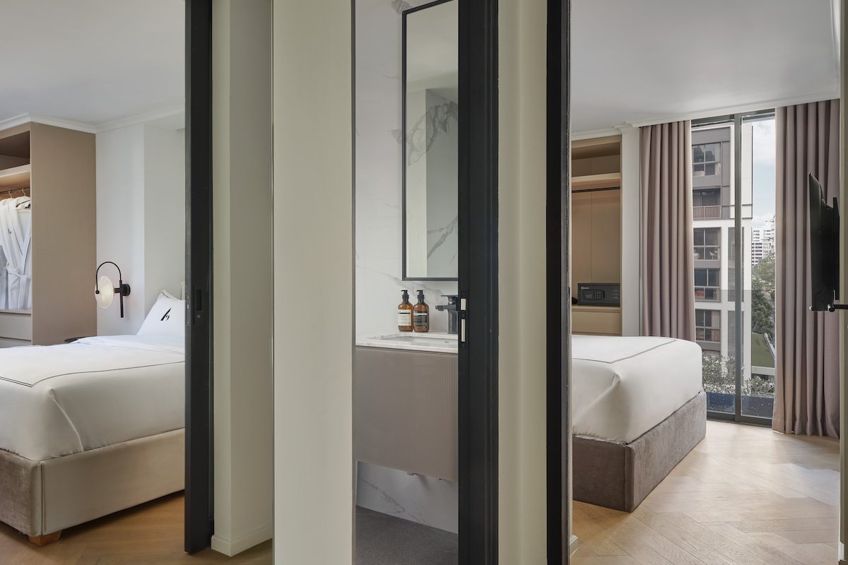 Designer 2BR Suite in downtown BKK | Sukhumvit 31 gallery image 3