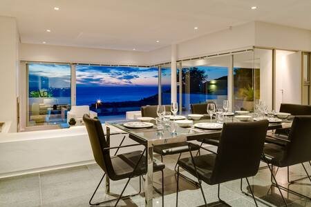 Villa Maxima – Large Pool & Stunning Sea View gallery image 3